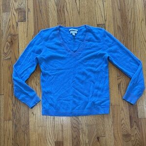 Nordstrom Women's Periwinkle Blue V-Neck Cashmere Sweater M